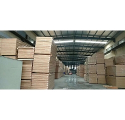 單面彩鋼酚醛風(fēng)板—長沙酚醛復(fù)合板